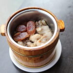 滑雞臘腸盅頭飯